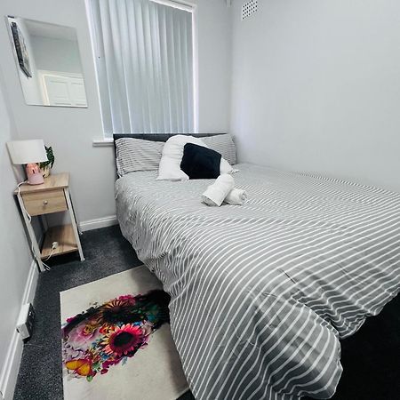 Cosy House Trafford Manchester Esterno foto